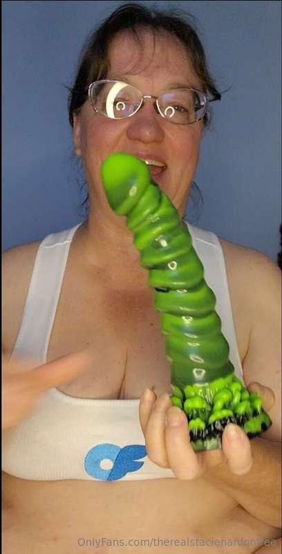 Thank you to Mike for this awesome dildo. This 8 minute vide..