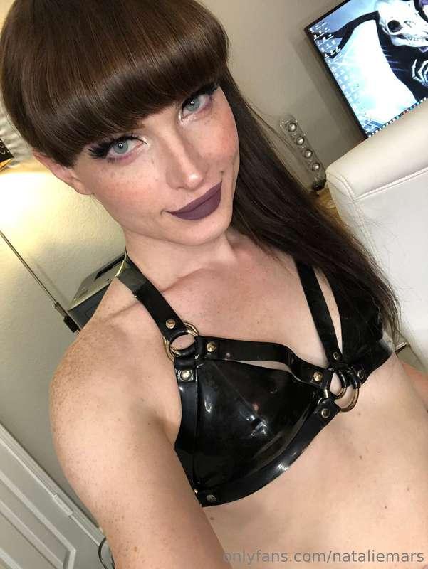 I love the feeling of latex against my skin 👅