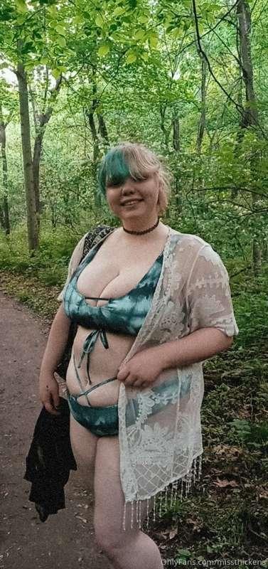 a day out in the woods ✨