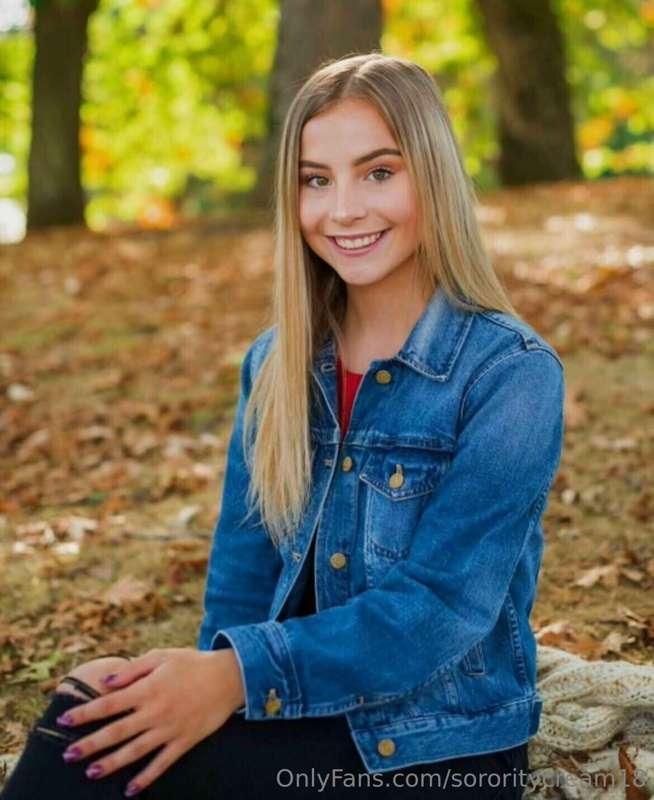 Add the brand new eighteen year old @allymcfarland18 😘😘 Her ..