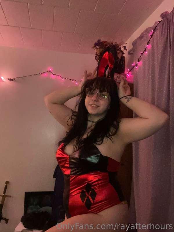 Tested out my new Harley quinn bunnysuit🥰 no hair or makeup,..