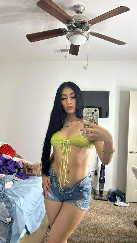 hmu 🖤