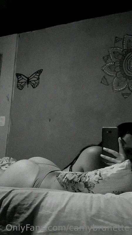 alguien que me folle el culo?😍
