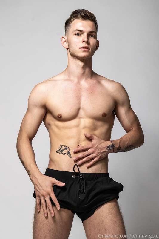 My FREE PAGE, subscribe guys😉😘
@tommygold 
Onlyfans.com/tomm..