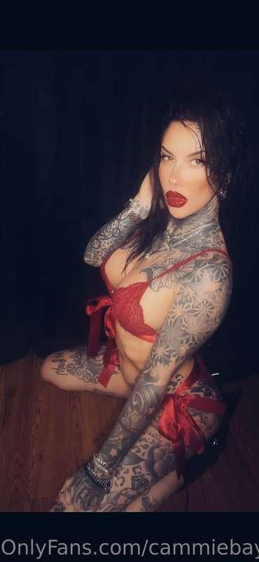 you ask for red, you get red 💯🔥💌   Check your inbox🤯😈🥵