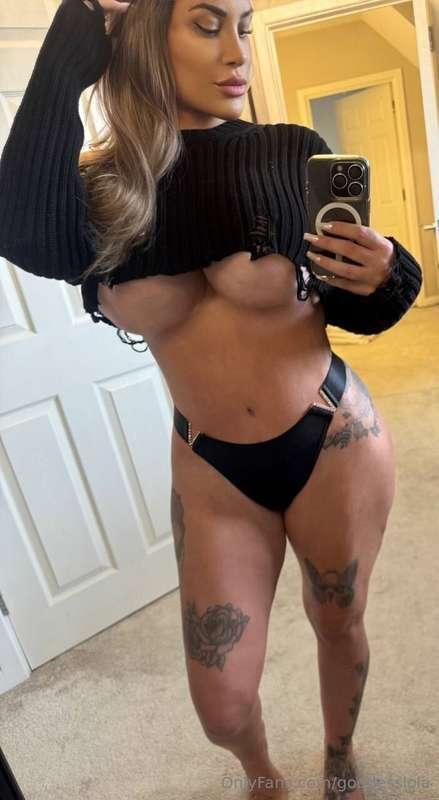 hot, spoiled brats are your type, right?