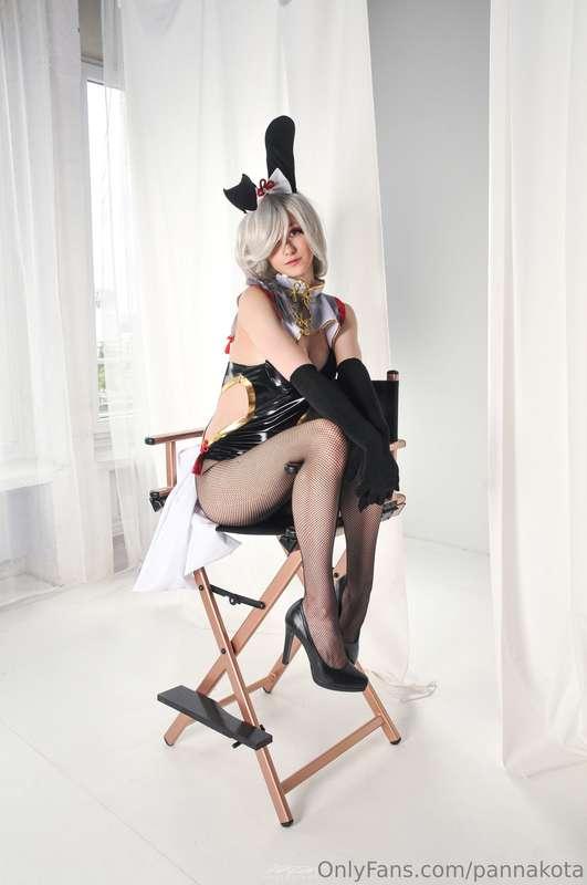 Did you miss me, my bunnies? 🐇