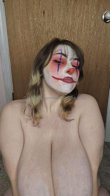 mushroombitchx image #3