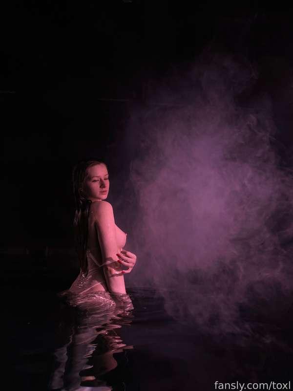 toxl image #1