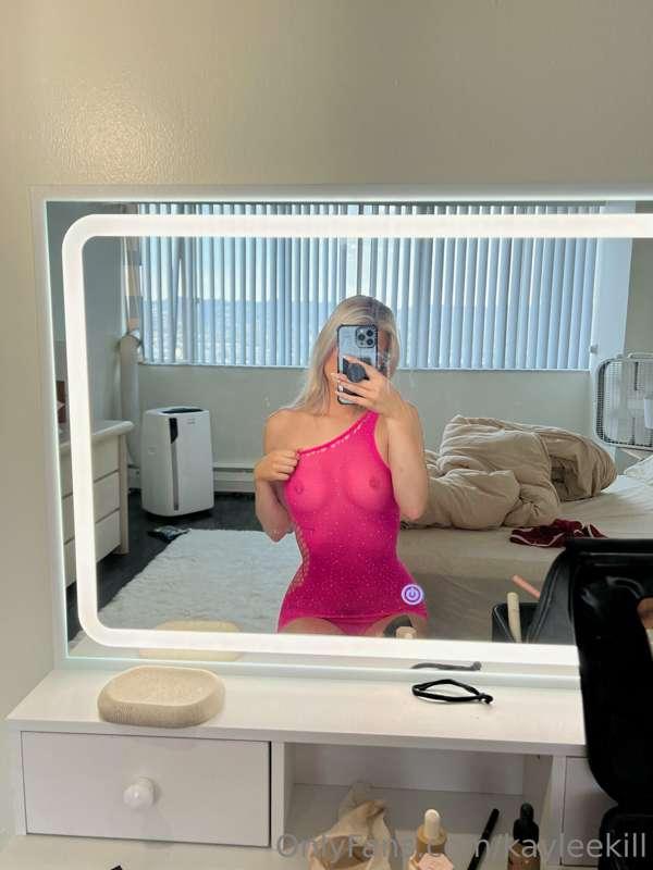 Fuck average. I'd rather be a FREAK in the sheets! 🔥