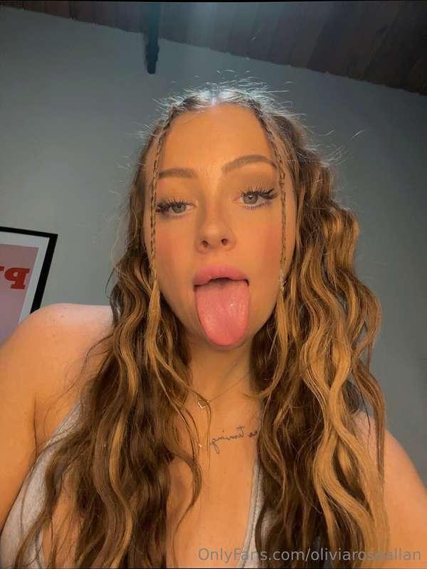 👅 at your service