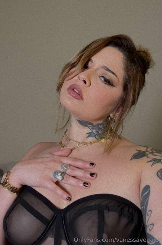 vanessavegaxx image #2