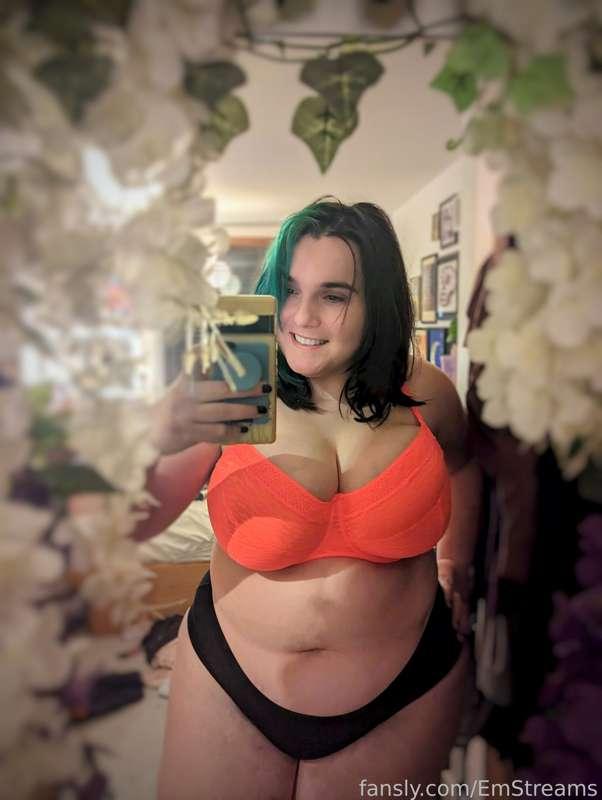 New bra! What do you think? 😏

#fyp #boobs #bigboobs #twitch0