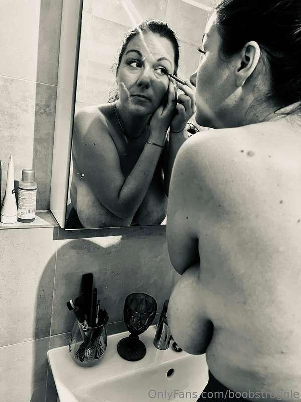 boobstruggle image #4