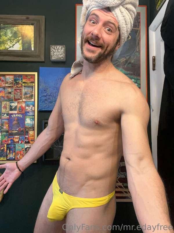 I’m in a pretty good mood today so I thought yellow suited m..