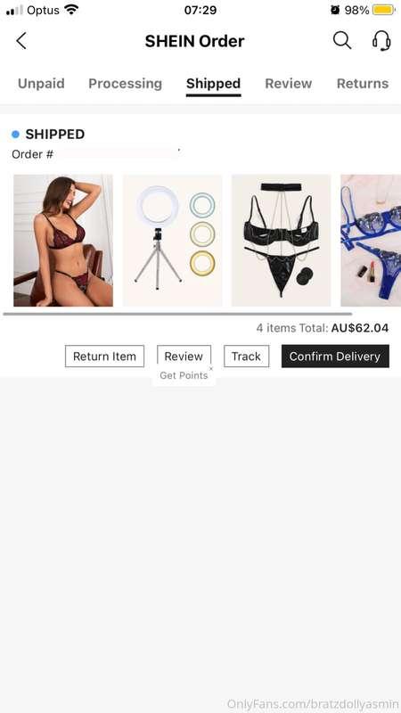 Who’s keen to see some new content when my package arrives x..