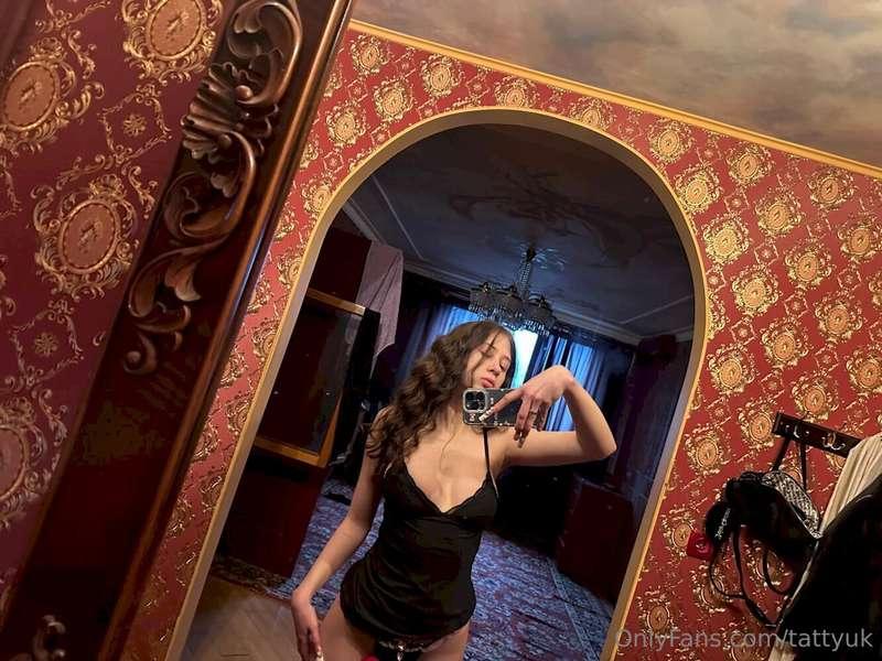 Let me distract you 👉@sweet.nataliiCute girl @sweet.natalii ..
