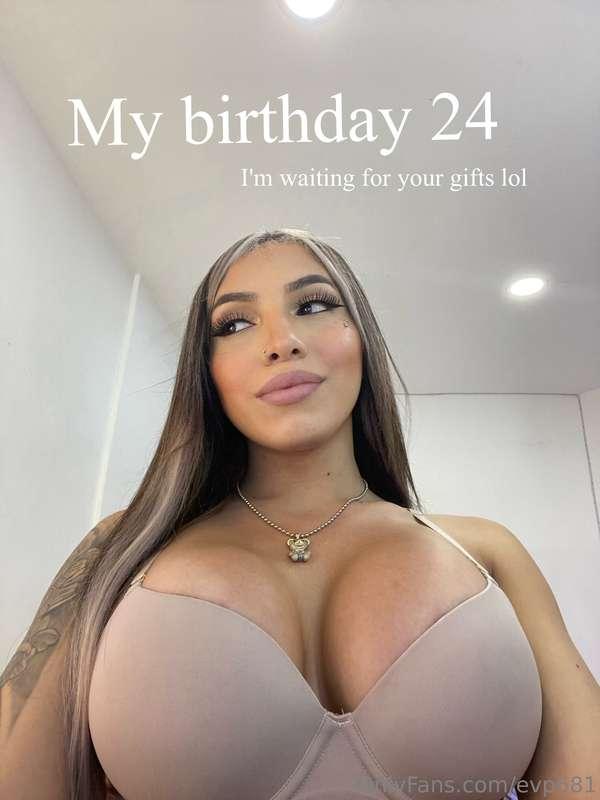 private_valeria image #11
