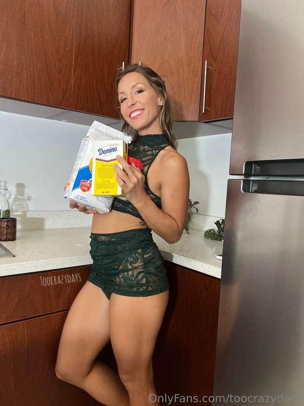 Should I go as your favorite MILF for Halloween?