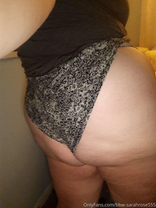 Note to self: learn to take better booty pics🍑