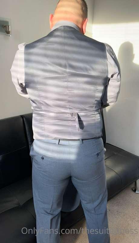 thesuitedboss image #1