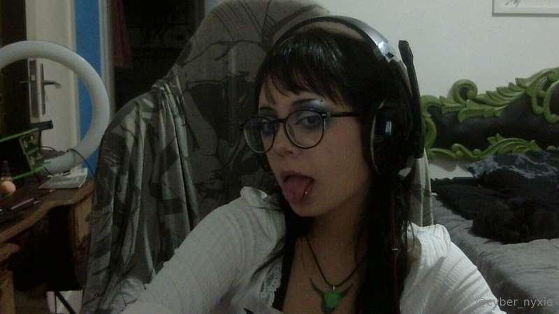 cyber_nyxie image #2
