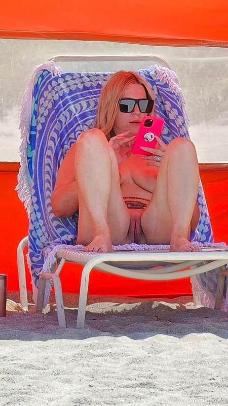 hotwife_juniper image #1