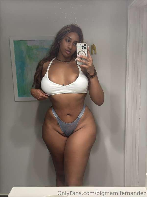 Where would you nut on this big body?🥴