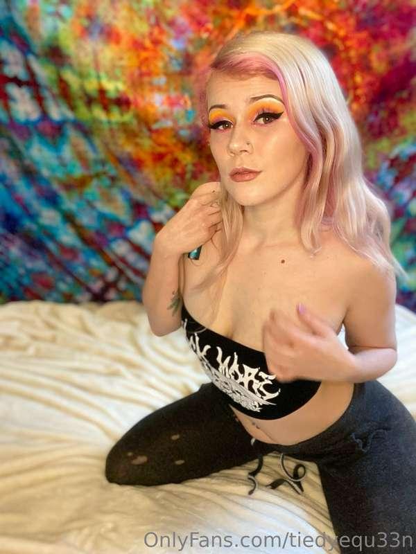 Take my clothes off 🤩