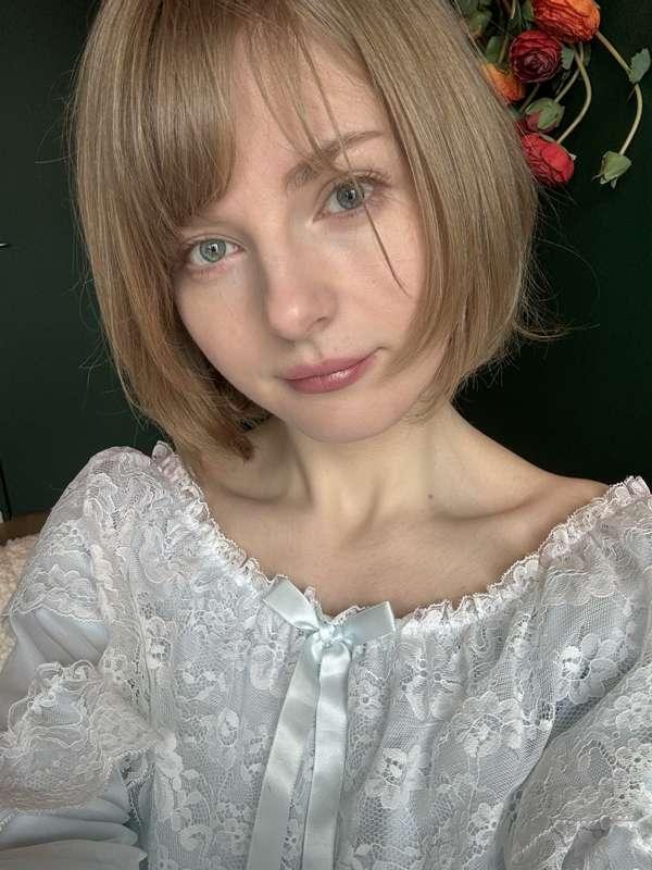 ella_freya main image