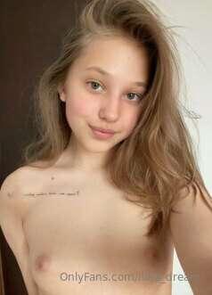 🔥FREE SUBSCRIPTION🔥

🔞SMALL AND NAUGHTY BABE
Free @lil_sophi..