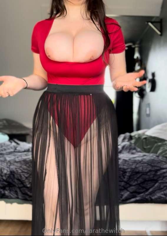 tarathewitch image #3