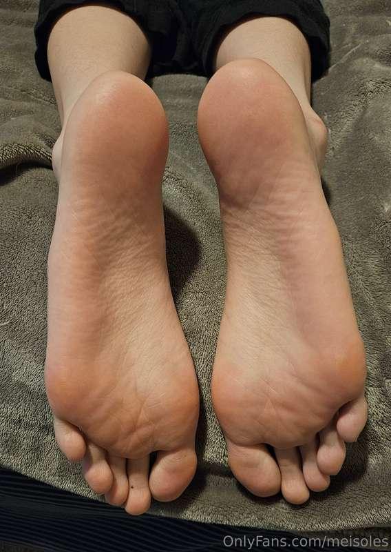 big meaty soles make you....? 