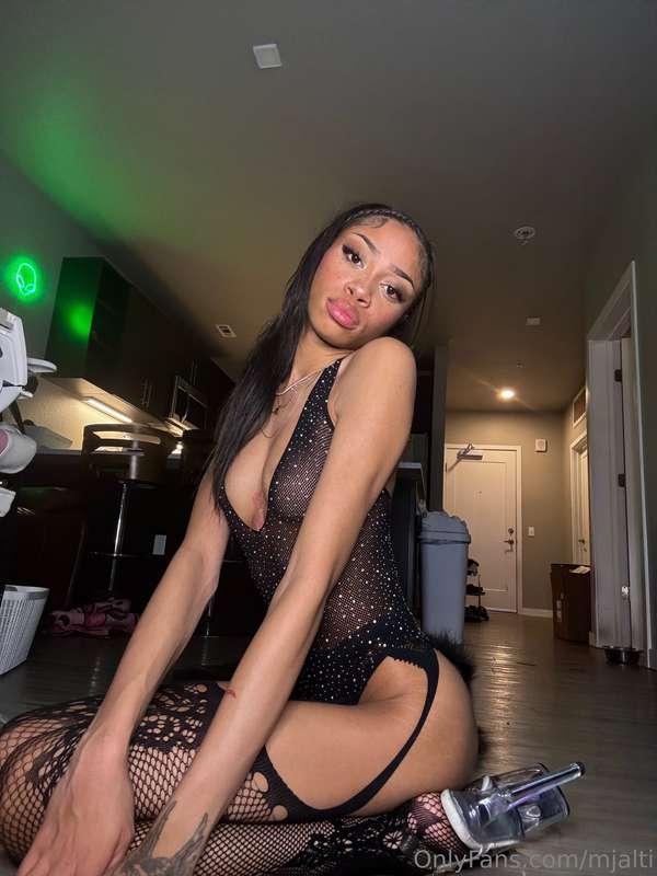 Dm me for custom videos ❤️‍🔥❤️‍🔥