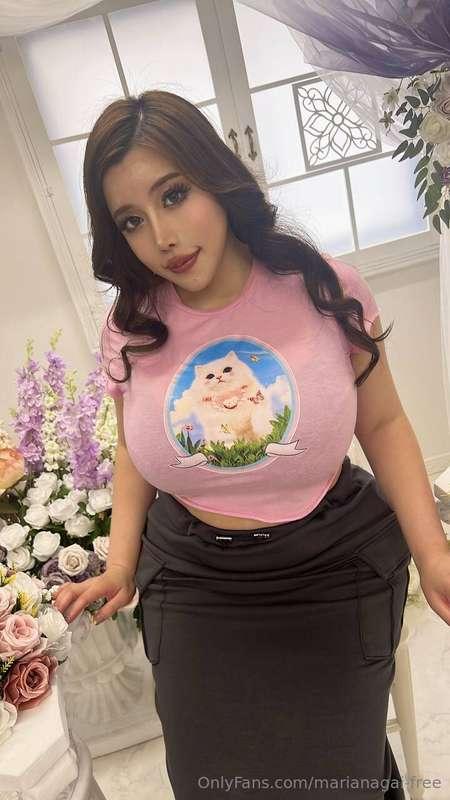 I love cute outfits —they give me confidence and lift my spi..