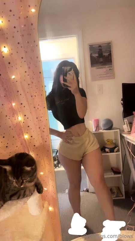 sorry for the little inactivity! more lewds coming soon