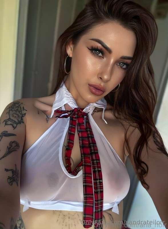 Write to her 👉 @laylaamoon , she is online now 🔞 This hot ki..