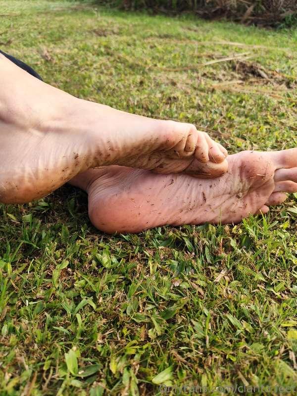 clarita.feet image #3