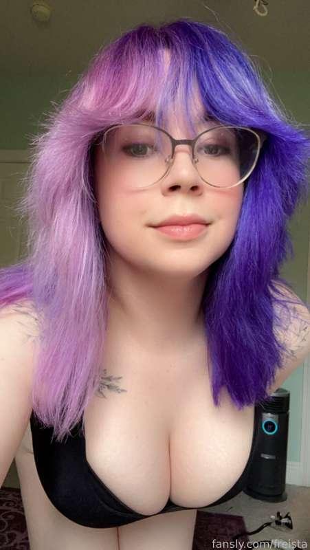 i felt super cute and cuddly today ✨💜