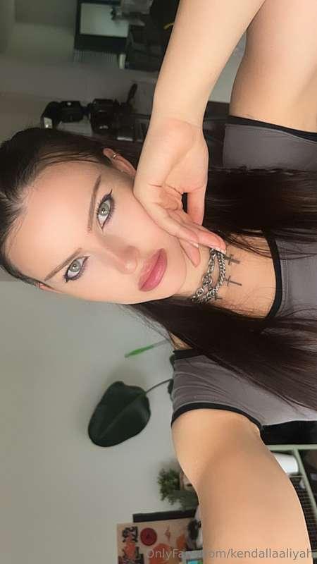 I’m waiting for you in my DMs 😈