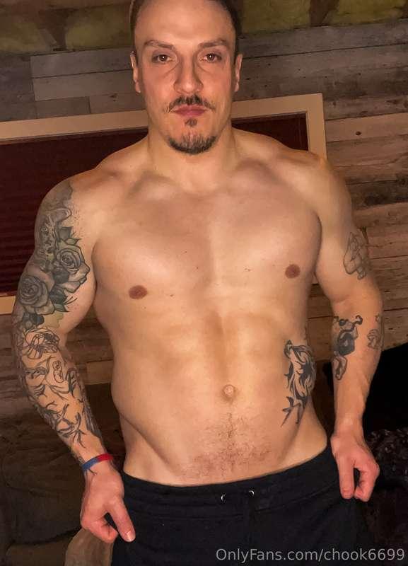 Who here said they like the V? 