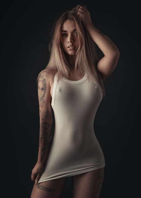 Hjørdis - Studio :Photos