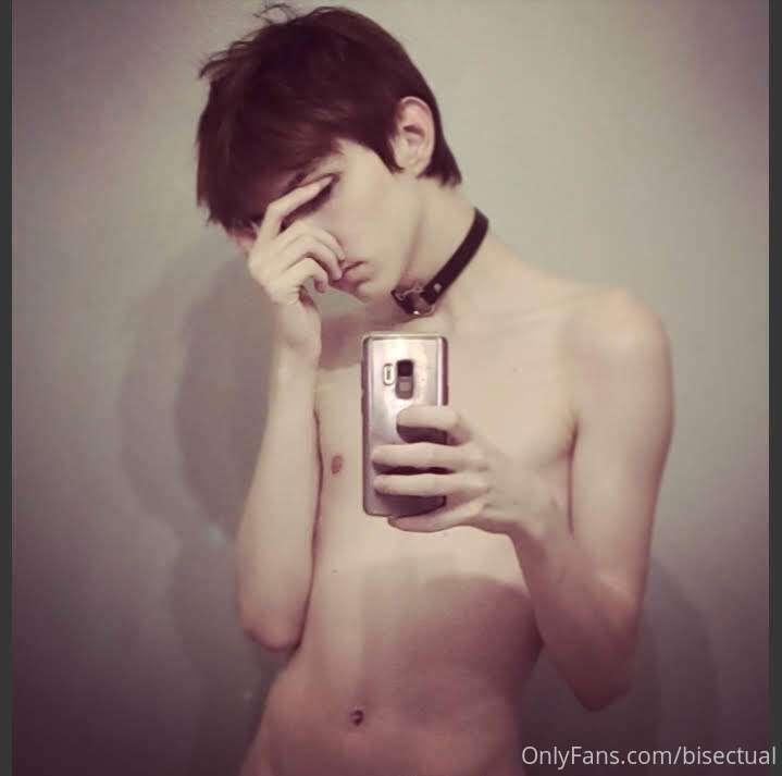 A "set" of cute pictures that don't really belong to a set. ..
