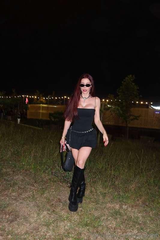 Proof that I wear clothes sometimes (not a lot though)