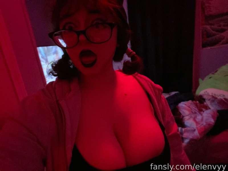 elenvyy image #20