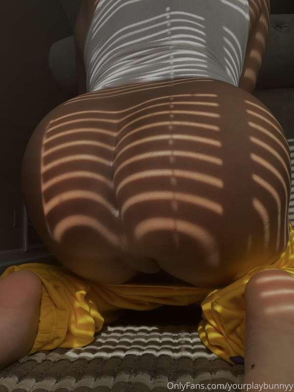 wish someone would fuck me like a slut in this cold ass weat..