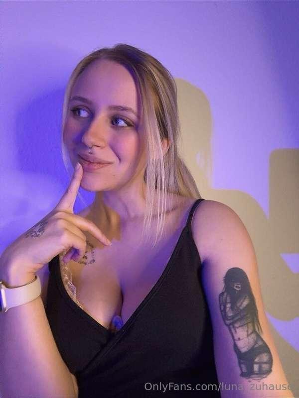 Was ich wohl mit deinem schwanz anstellen würde 🤤😏