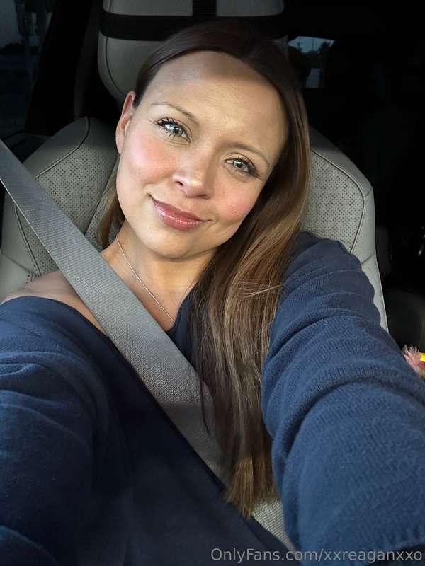 OK. This is crazy. Here's a pic. Of me. Right now. I just wa..
