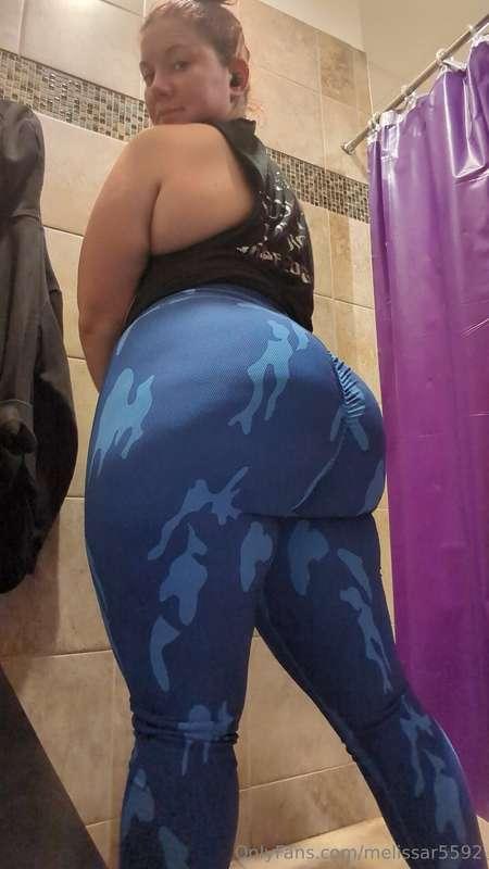 Make sure you are following @melissar5592vip for unedited co..