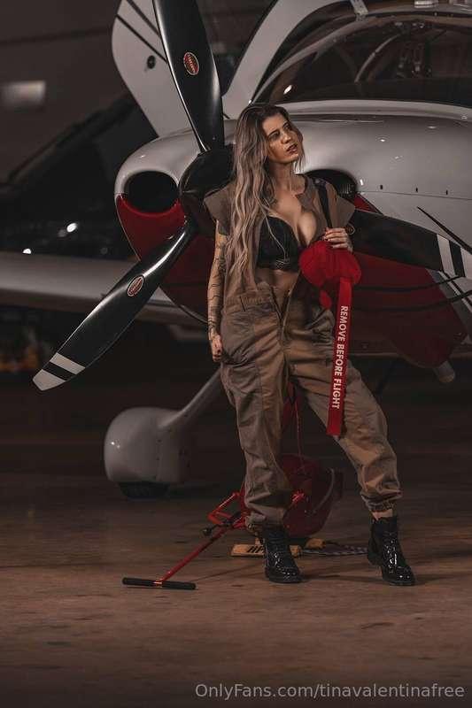 ** ✈️ This hot pilot👩🏼‍✈️is ready to taken off! 
Jump on boa..